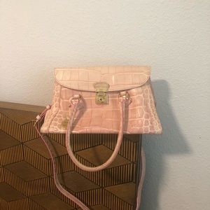 Dooney & Bourke blush pink purse 👛
